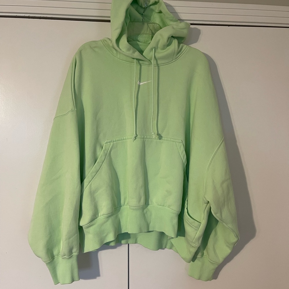 Nike Women's Light Green Pullover Hoodie